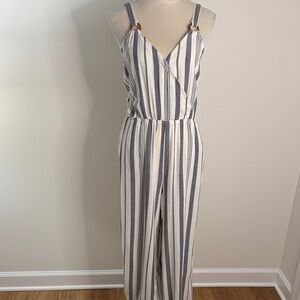Elegant Striped Jumpsuit in Blue and White